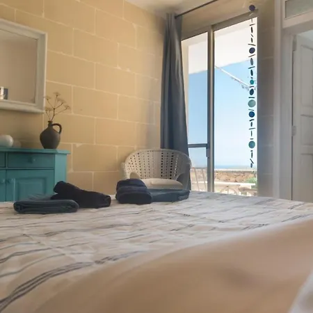 Apartmán Charming With Large Terrace And Sea Views *