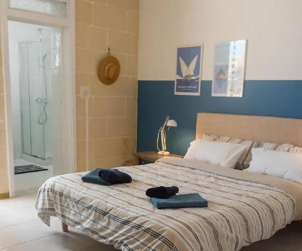 公寓 Charming With Large Terrace And Sea Views *