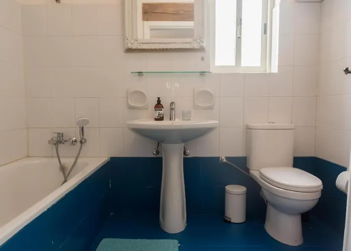 公寓 Charming With Large Terrace And Sea Views *